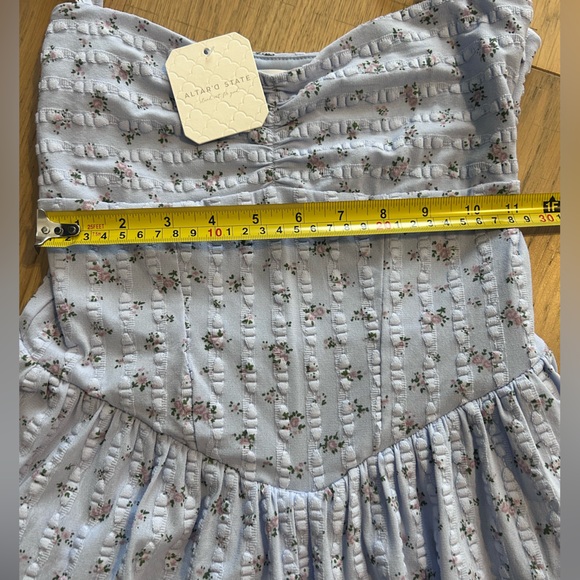 Altar’d State Blue Floral Ruffled Romper NWT - Picture 10 of 10